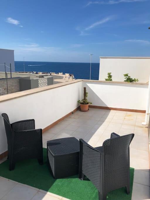 Casa Vacanze Con Terrazzino Panoramico Apartamento Polignano a Mare Exterior foto